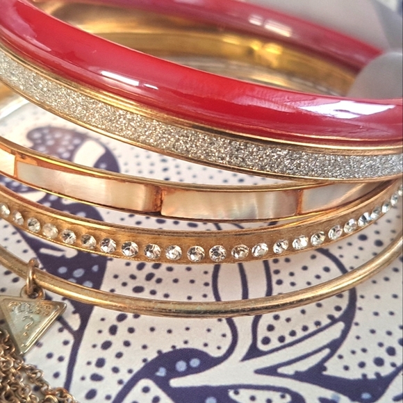 Set of 5 bracelets in gold and rich warms tones - Picture 4 of 6